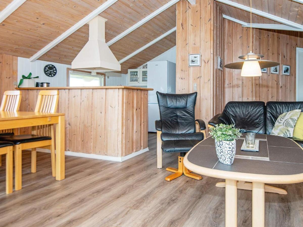 6 Person Holiday Home In R M Bolilmark ภายนอก รูปภาพ